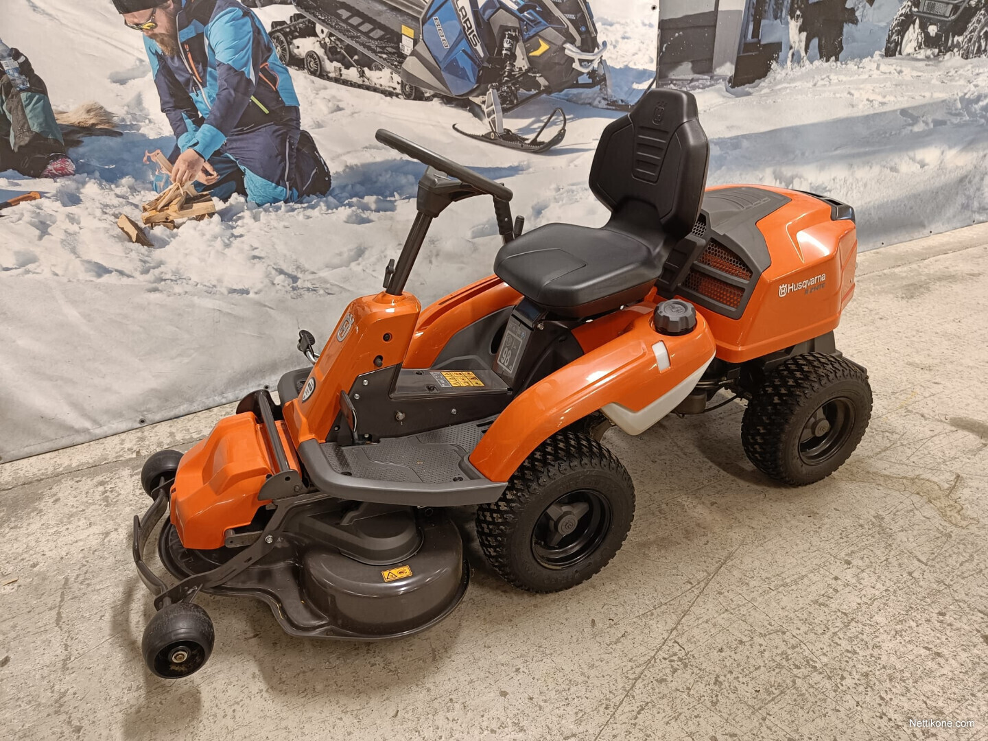 Husqvarna R214TC Comfort Edition Ruohonleikkurit 2022 Nettikone