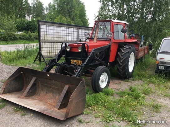 Myydään valmet 700