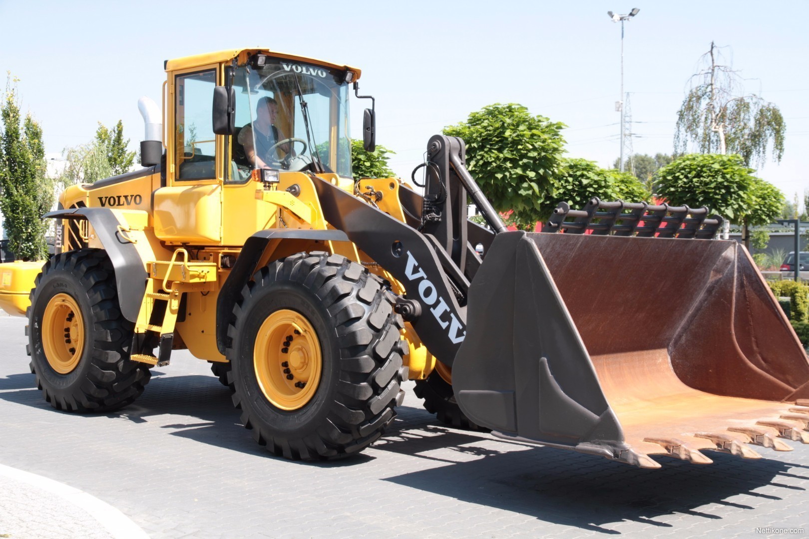 Volvo wheel loader l120e 21 t loaders, 2007 Nettikone