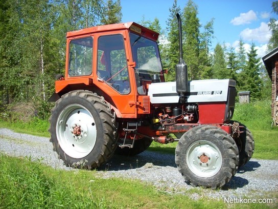 Belarus 820 tractors, 1983 - Nettikone