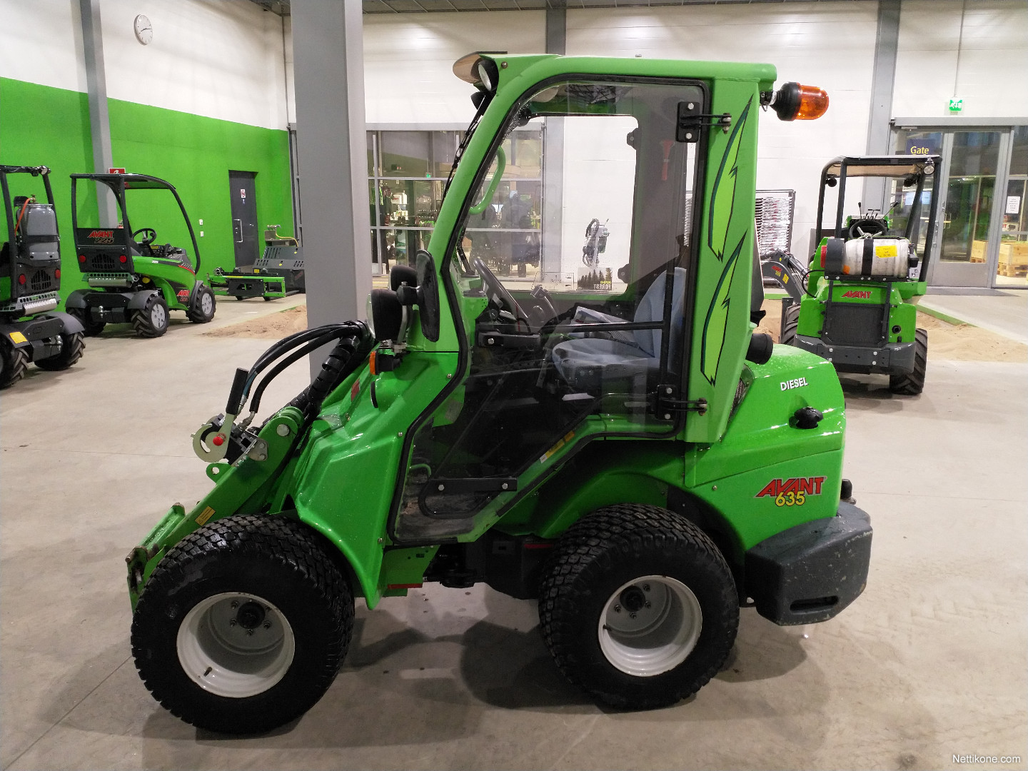 Avant 635 dlx mini loaders, 2009 Nettikone