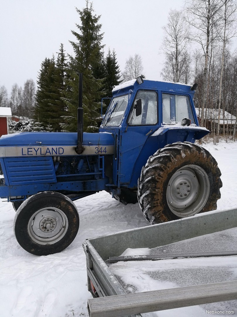 leyland 344 tractor weight
