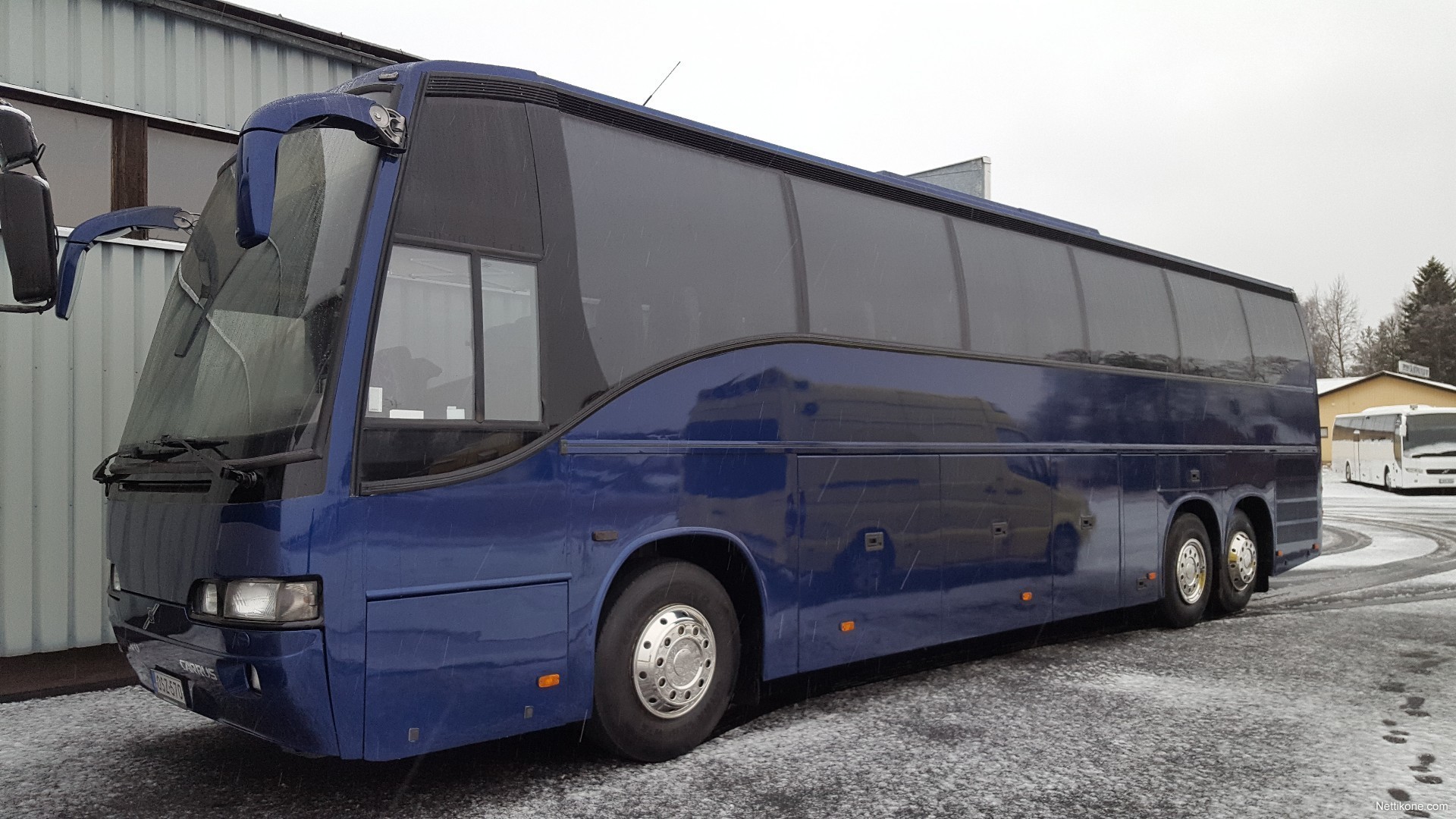 Автобус volvo b12