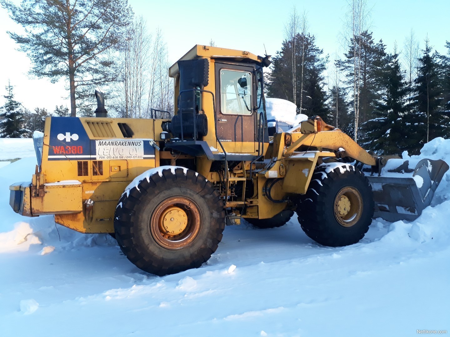 Komatsu 380 WA maansiirto - Nettikone