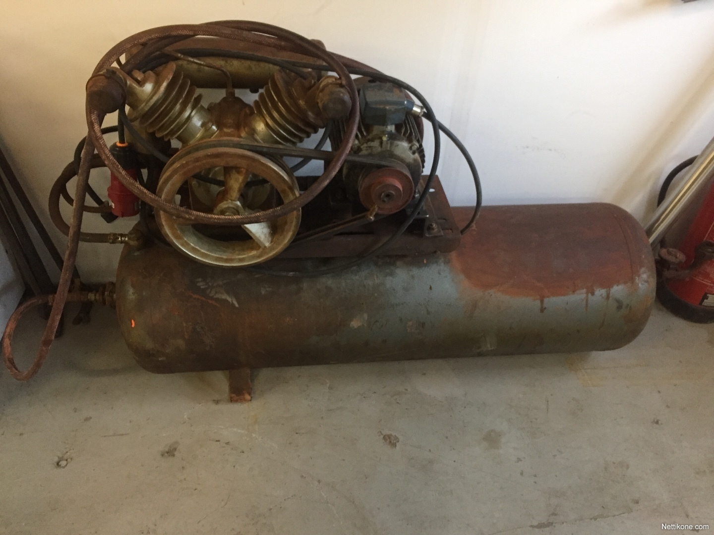 Enlarge image. Compressor-Atlas Copco