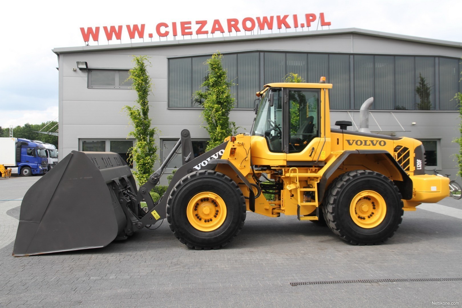 Enlarge image. Loaders-Volvo