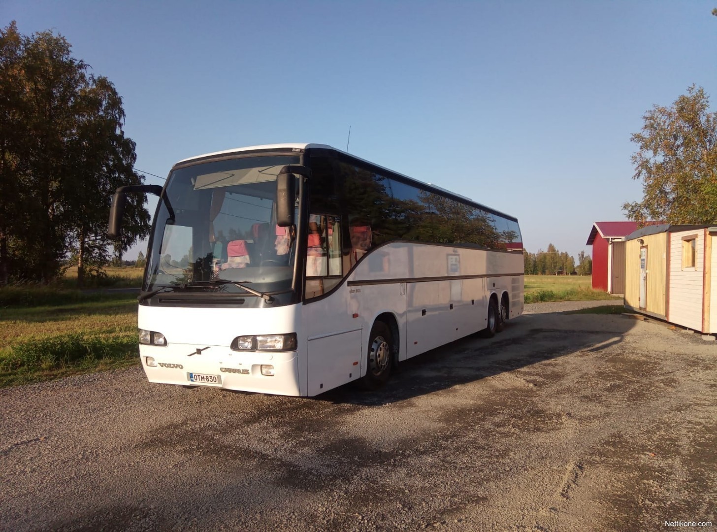 Автобус volvo b12