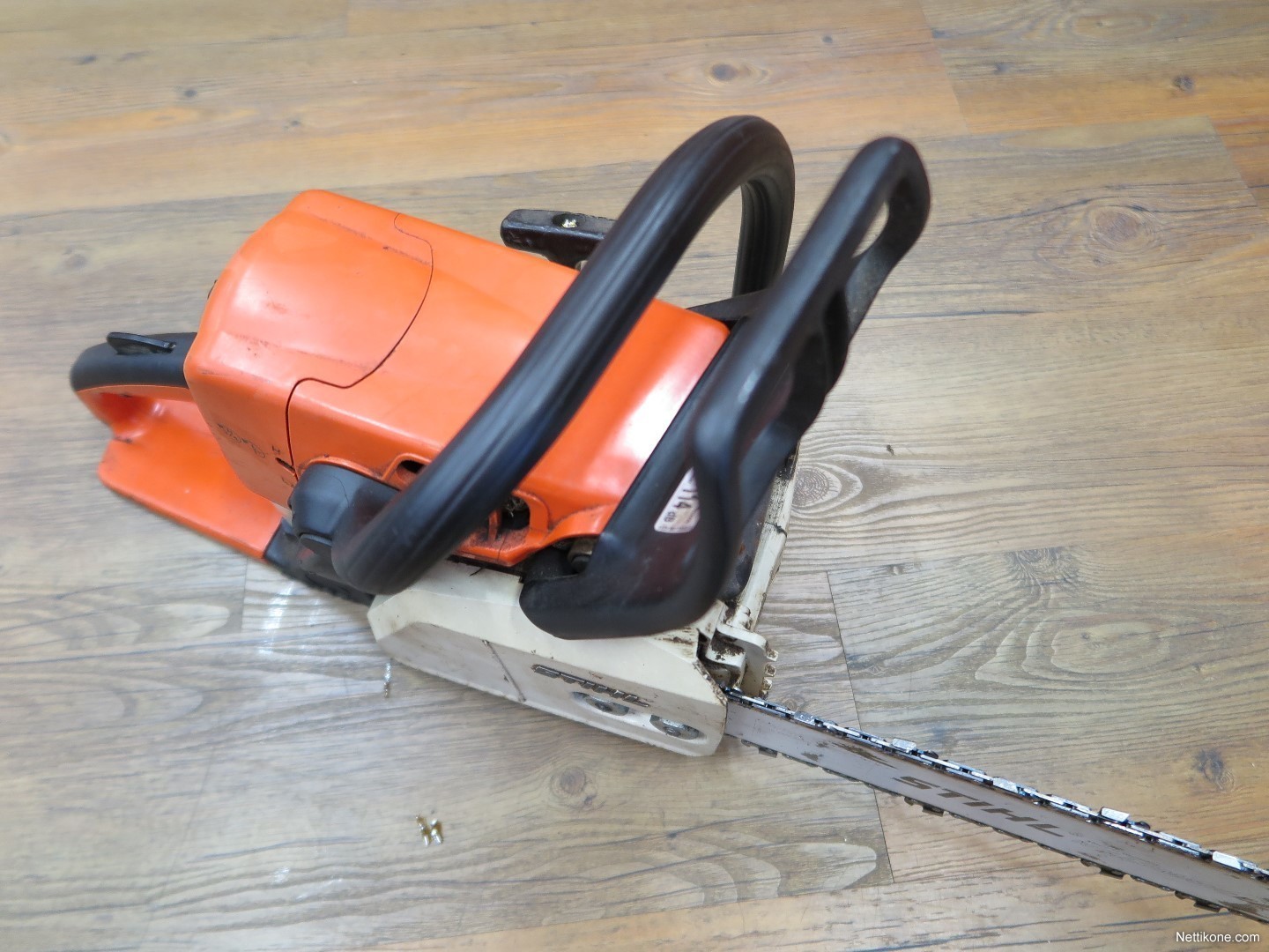 Stihl 180 hinta