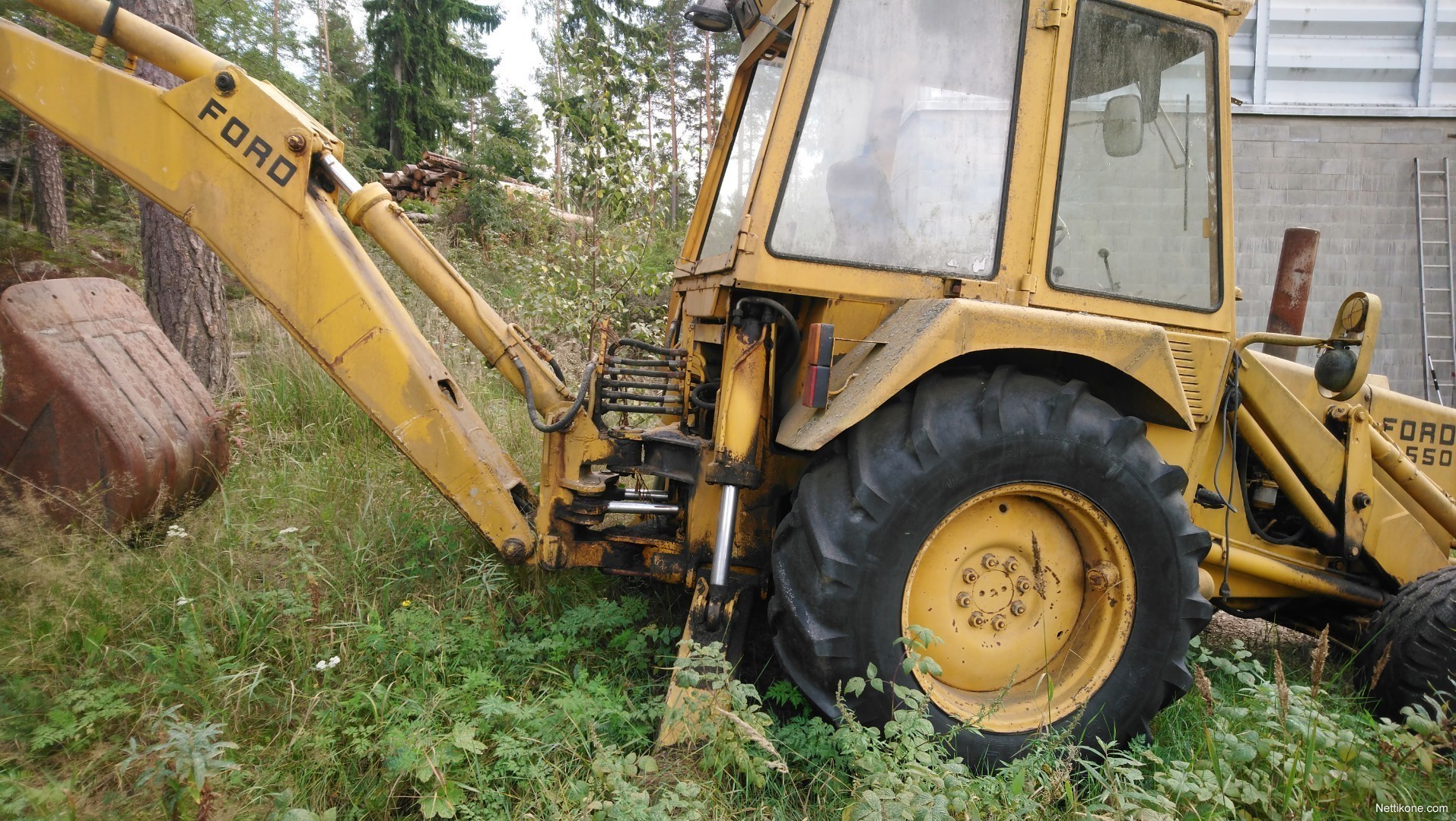 Backhoe loaders-Ford. Previous; Next