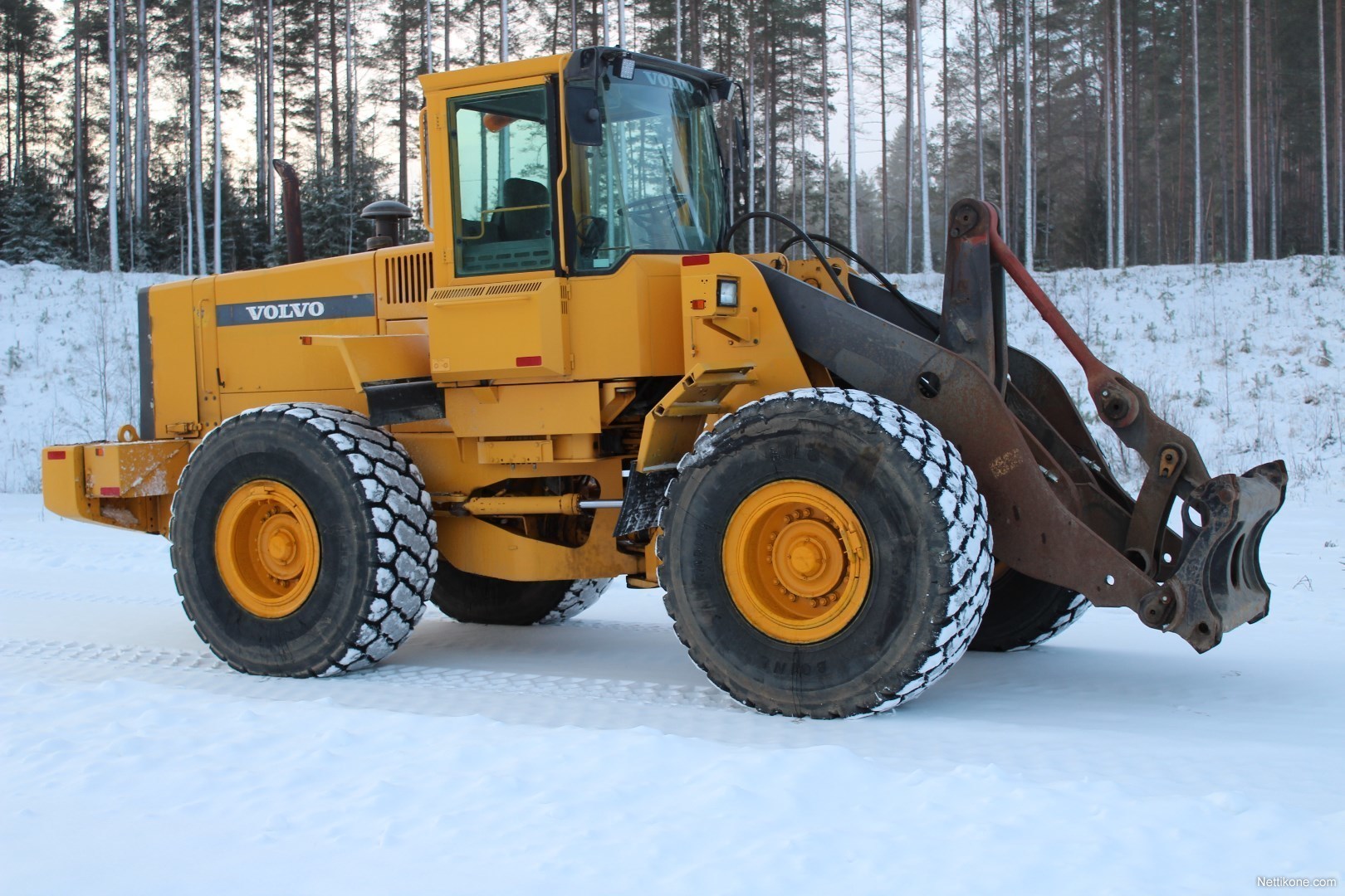 Volvo 120 погрузчик