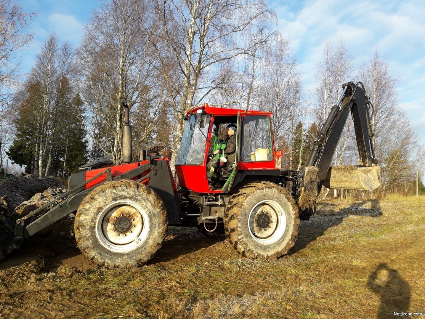 valmet industria  Kaivurikuormaajat-Valtra-b3c1d221a2158a93-large