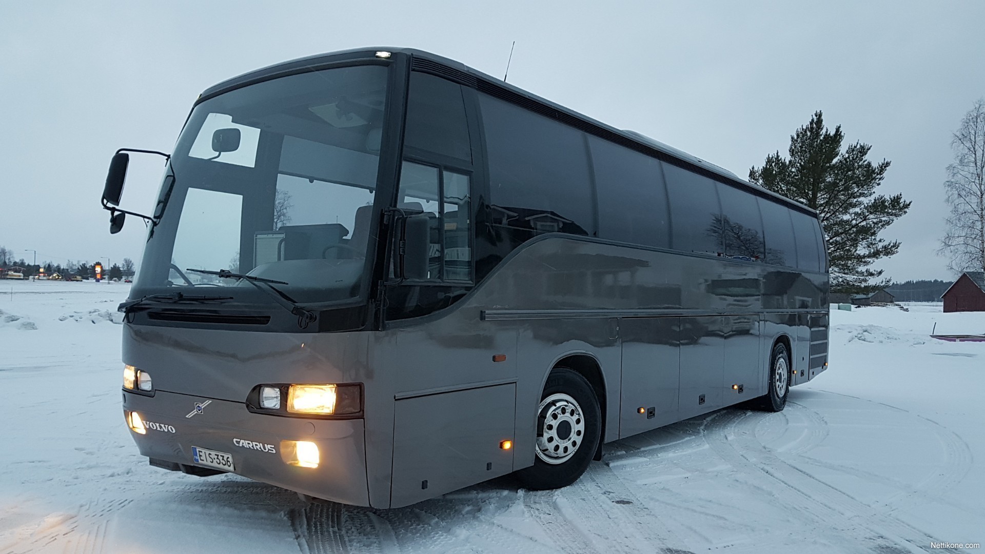 Автобус volvo b12