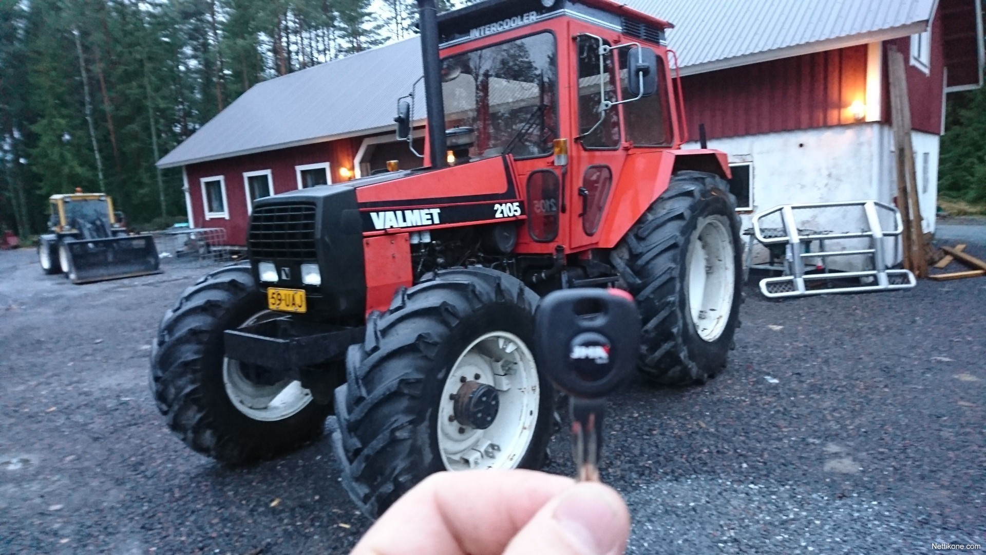 Volvo BM 2105 traktorit - Nettikone