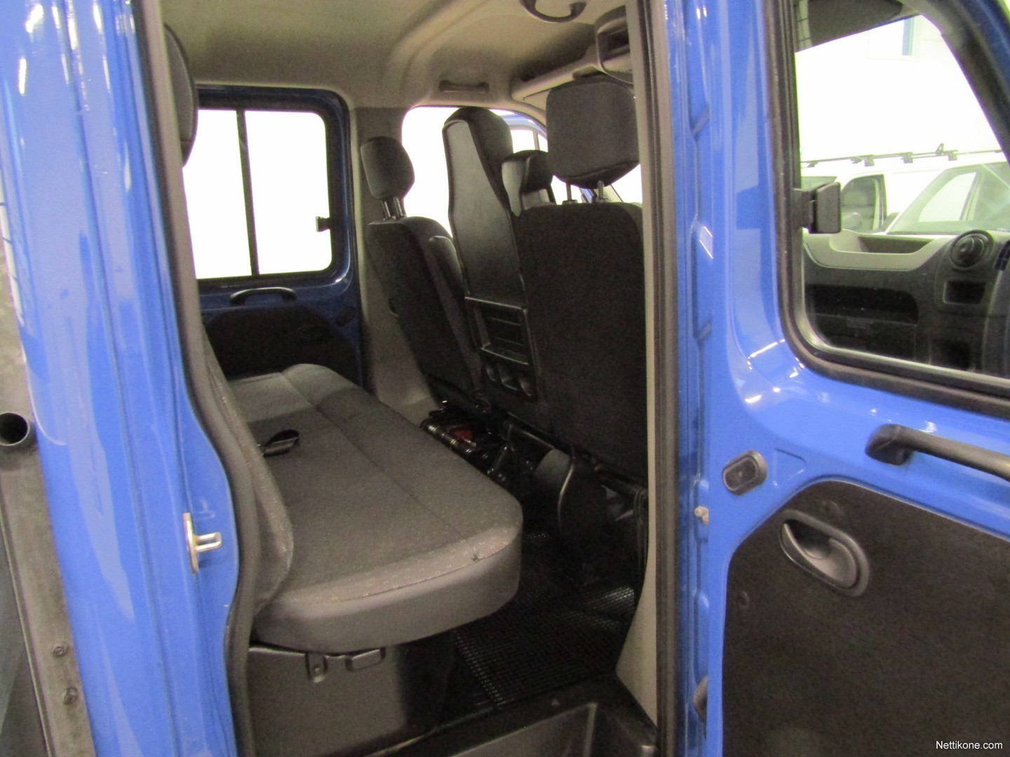 5 paikkainen pakettiauto 5 paikkainen pakettiauto