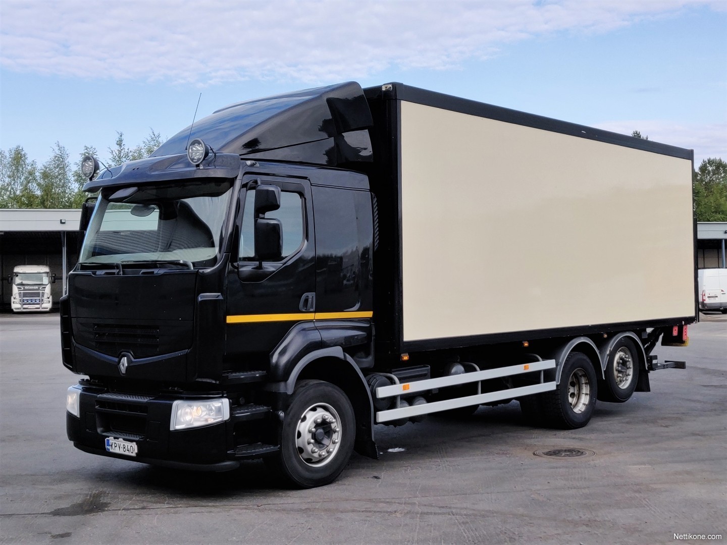 Renault premium фото