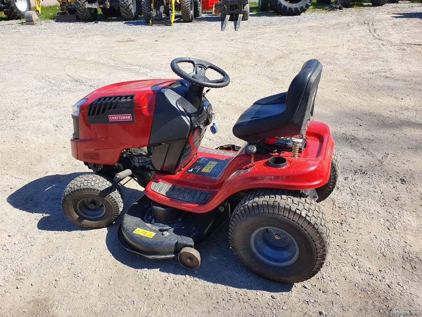 2011 Craftsman Lt2000 at Craftsman Tractor