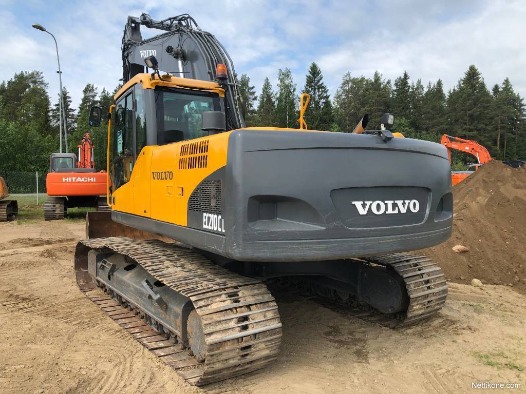 Volvo ec 210