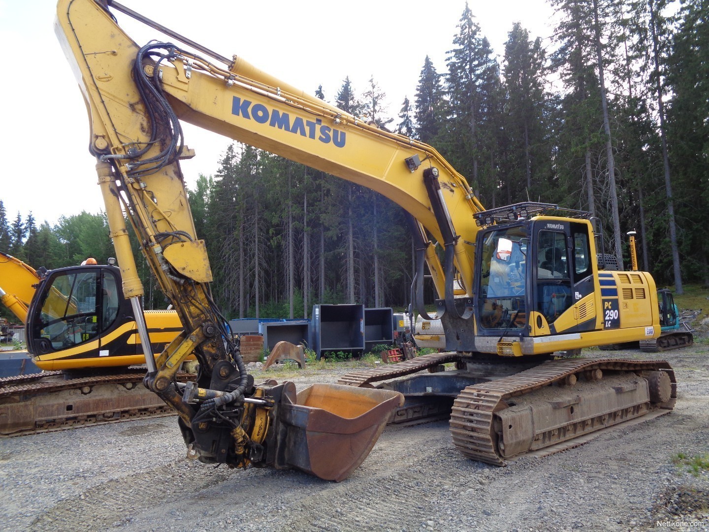 komatsu-pc-290-lc-10-kaivinkoneet-2015-nettikone