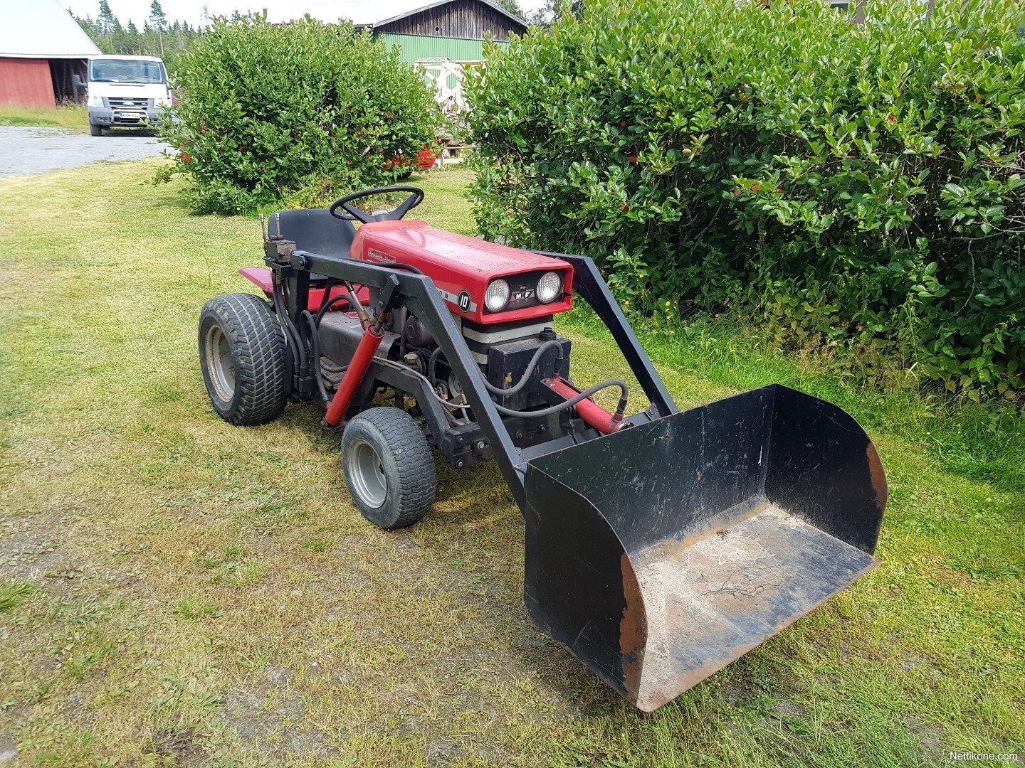 Massey Ferguson 10 traktorit, 1974 Nettikone
