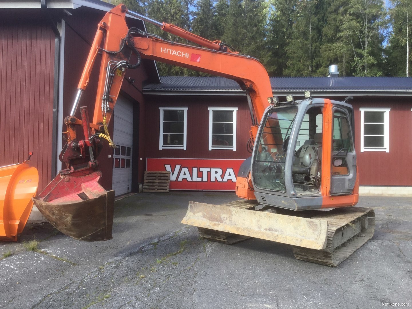 Hitachi 75 US excavators, 2001 - Nettikone