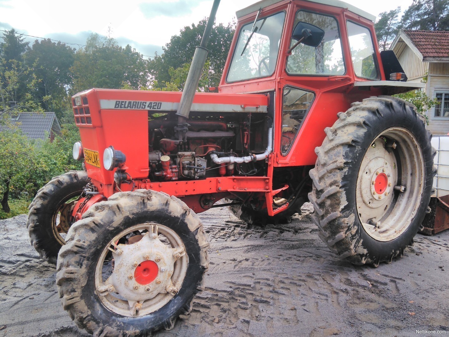 Belarus 420 4x4 Tractors 1975 Nettikone   B1fcef8880dfec40 Large 