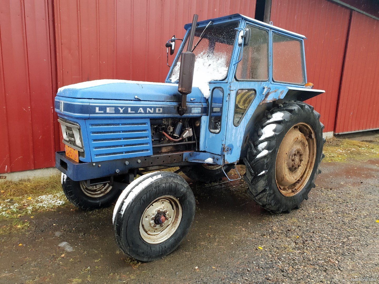 leyland 344 tractor weight