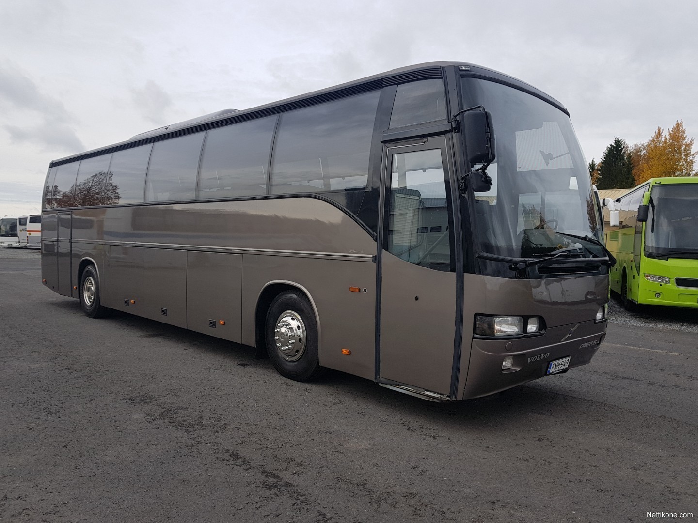 Автобус volvo b12