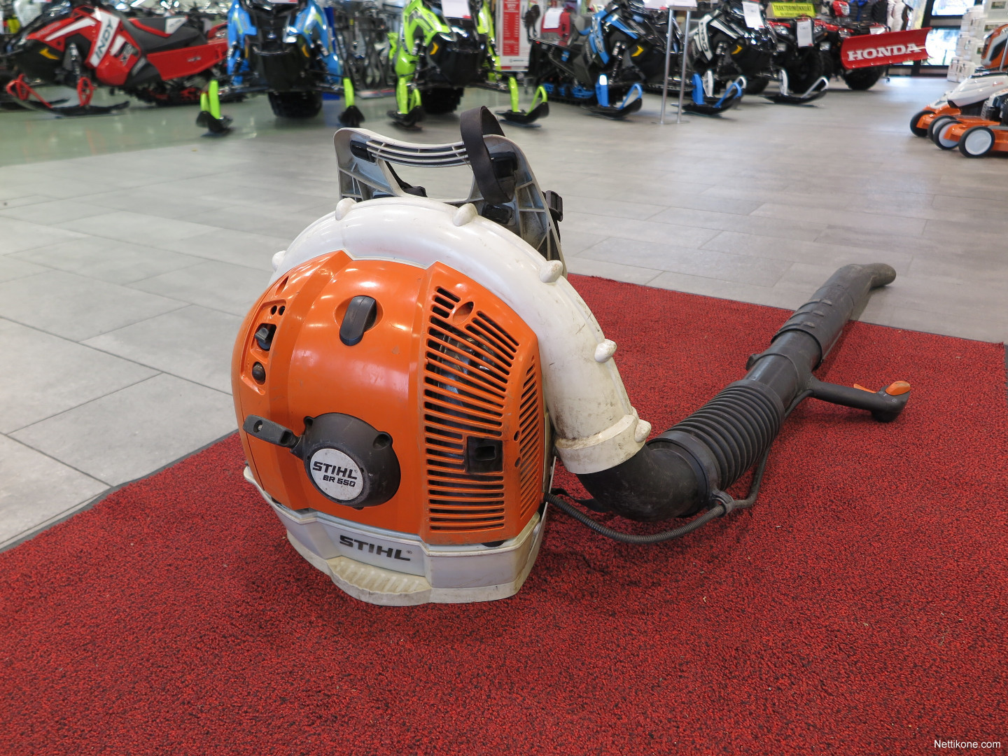 Stihl BR 550 työlaitteet Nettikone