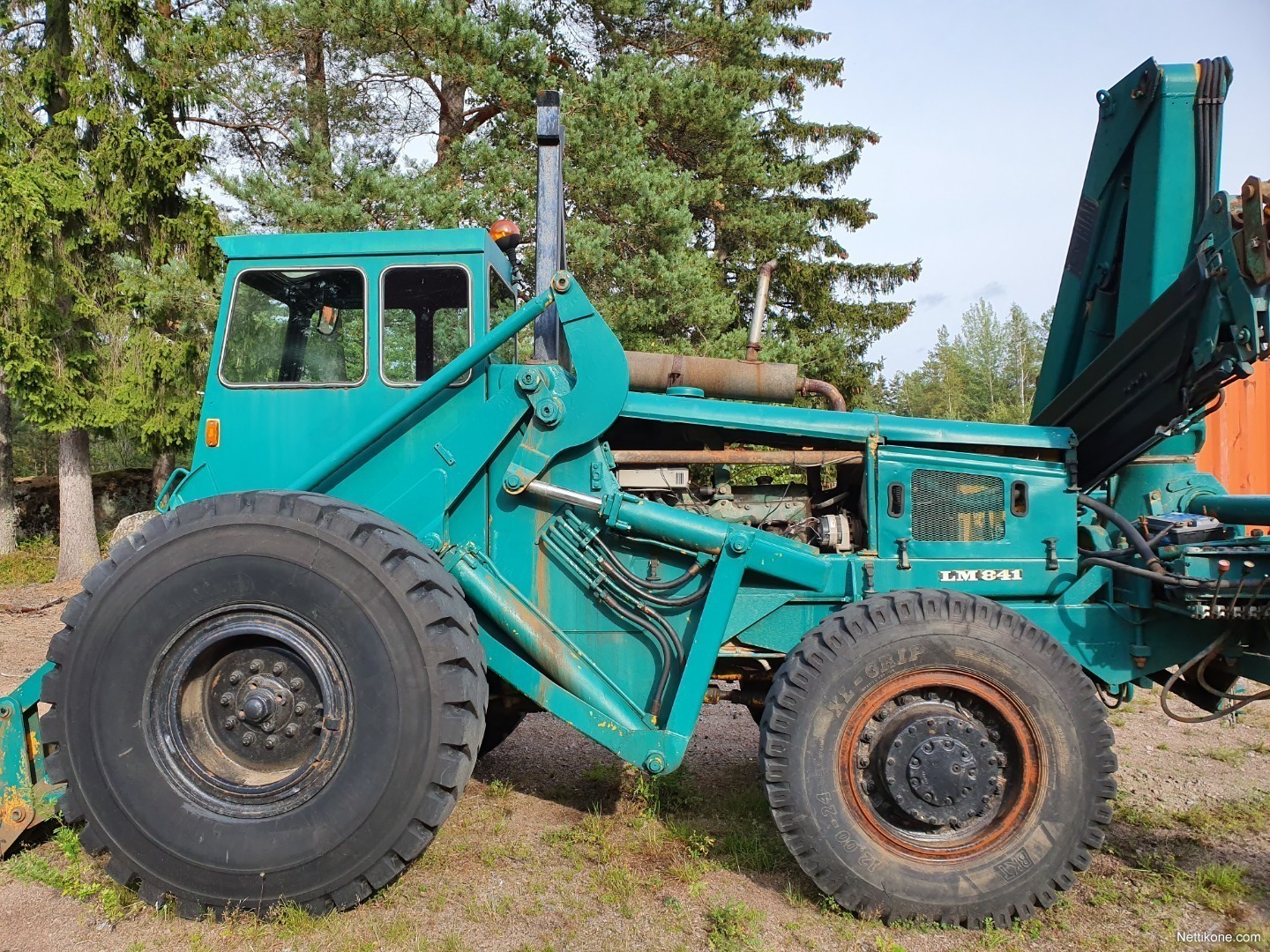 Volvo BM LM 841 4X4 ja Nosturi Hiab 965 AW kuormaajat, 1974 - Nettikone