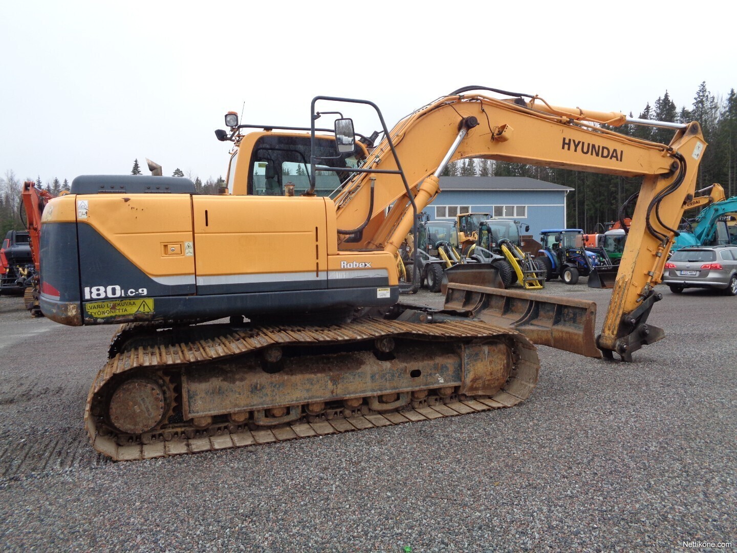 Hyundai r180 9s