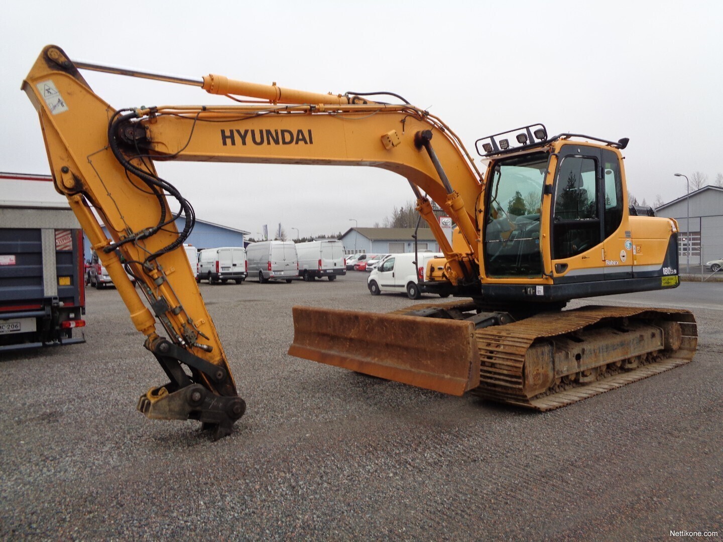 Hyundai r180 9s