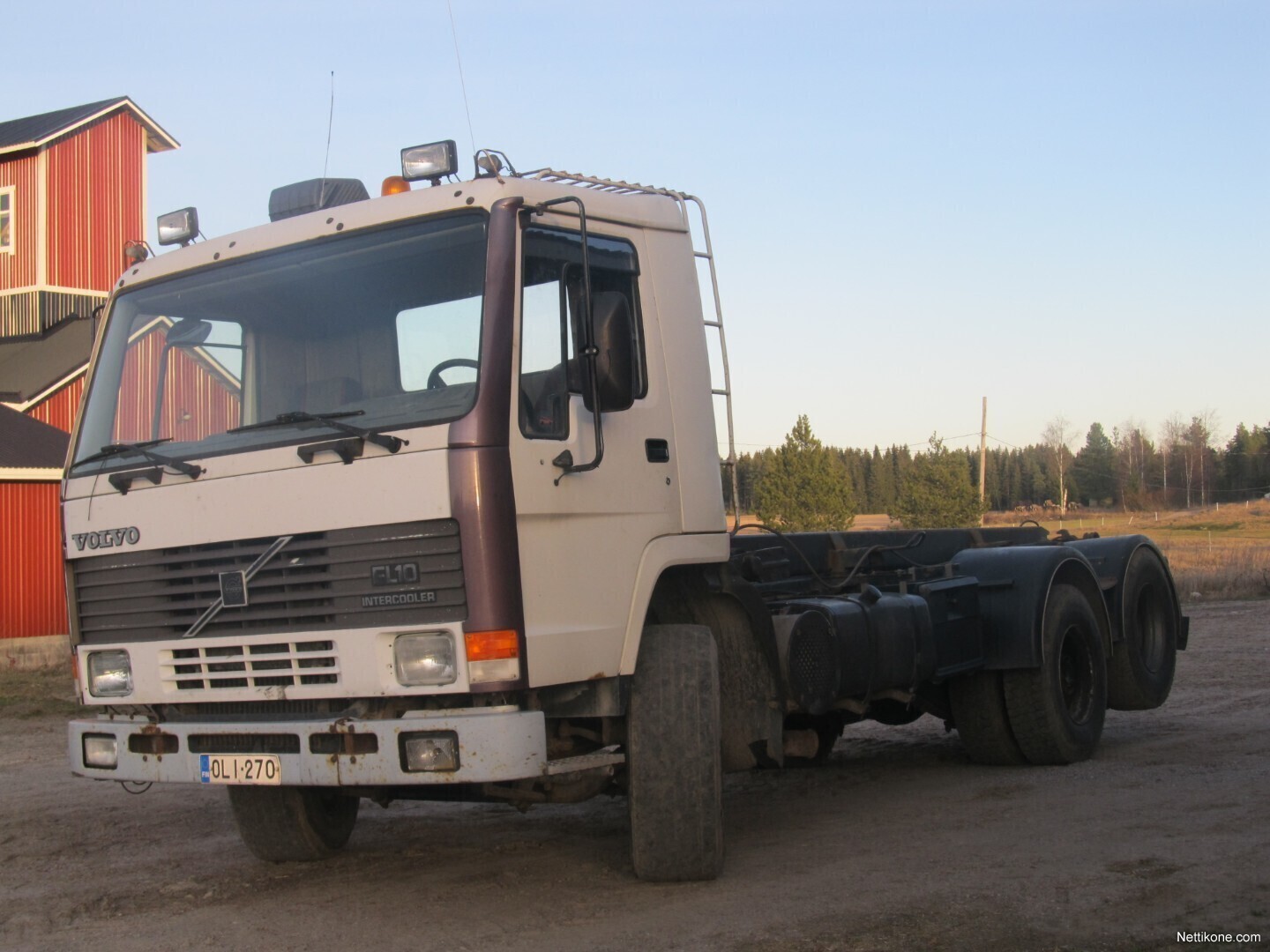 Volvo fl10 кабина