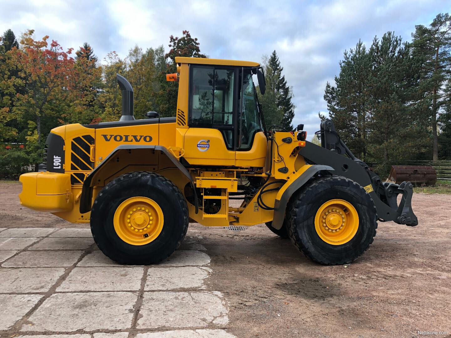 Volvo l90f технические характеристики