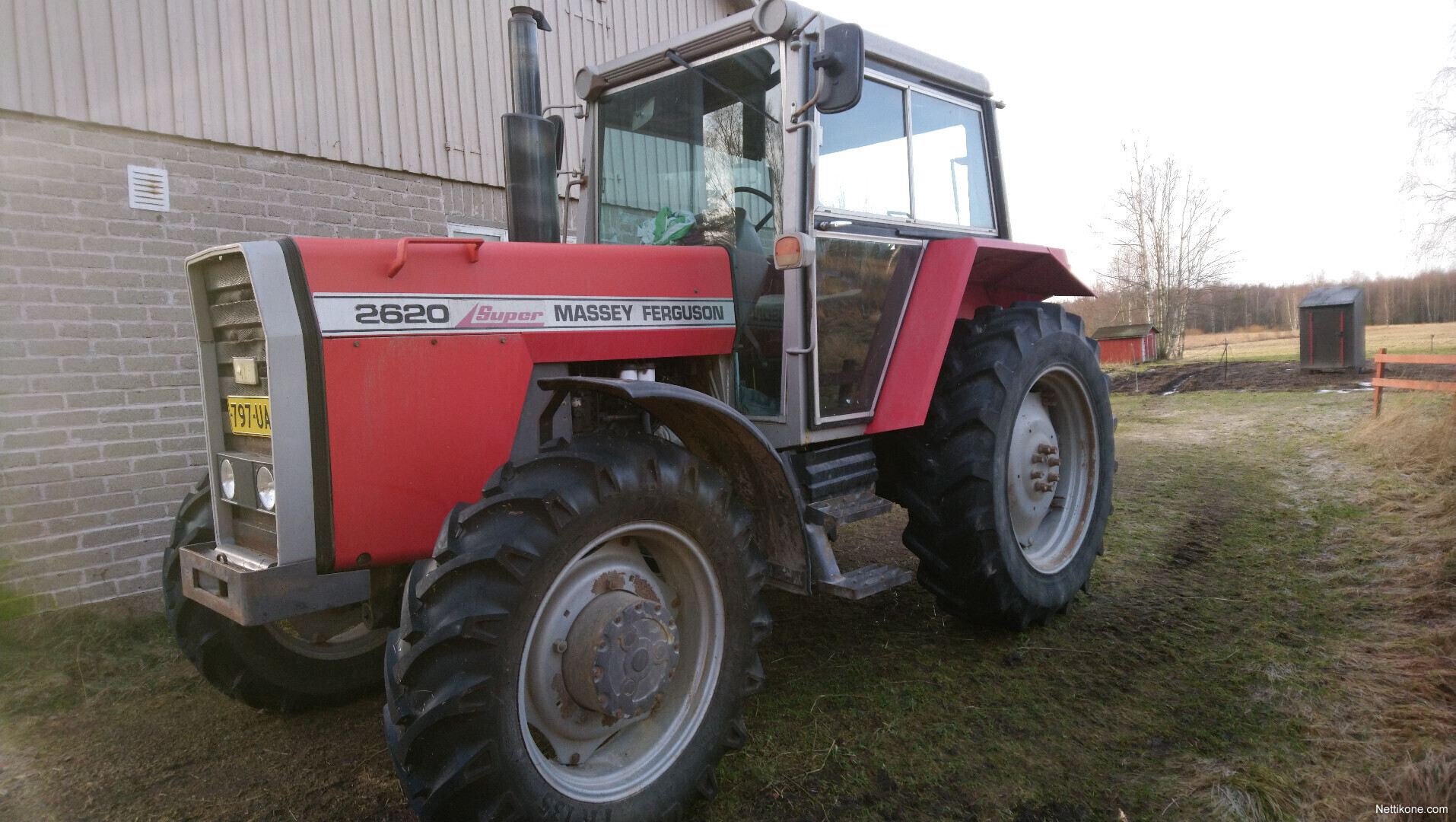 Massey Ferguson 2620 Super Traktorit, 1984 - Nettikone