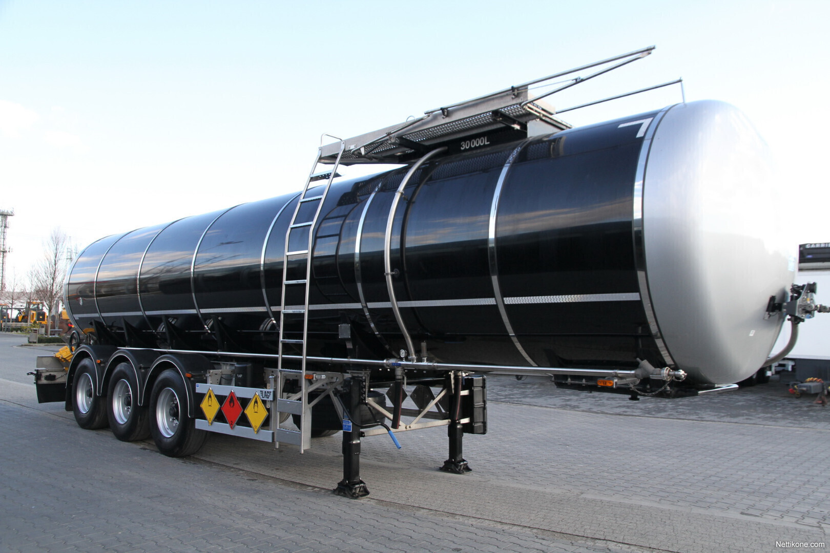 LAG Semitrailer tank for bitumen / asphalt 0-3-st 34,000kg ADR semi ...