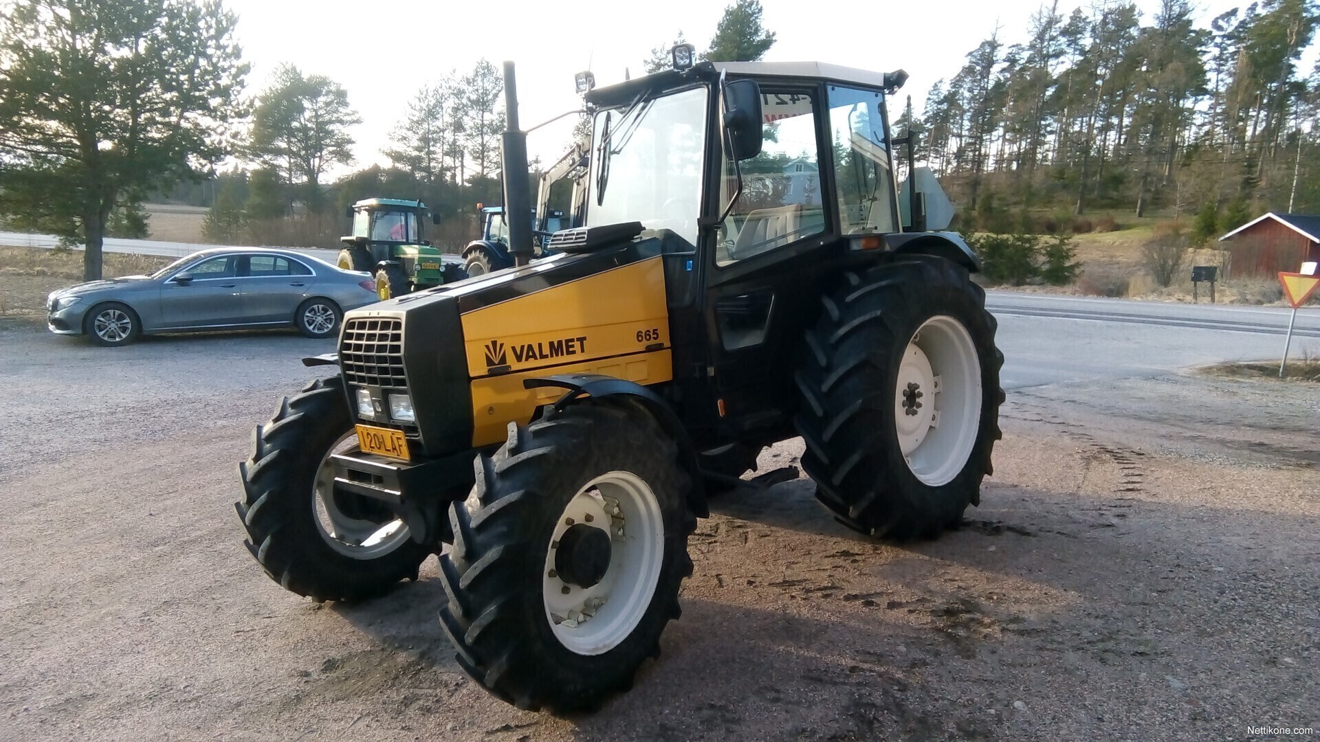 valmet-665-traktorit-1992-nettikone