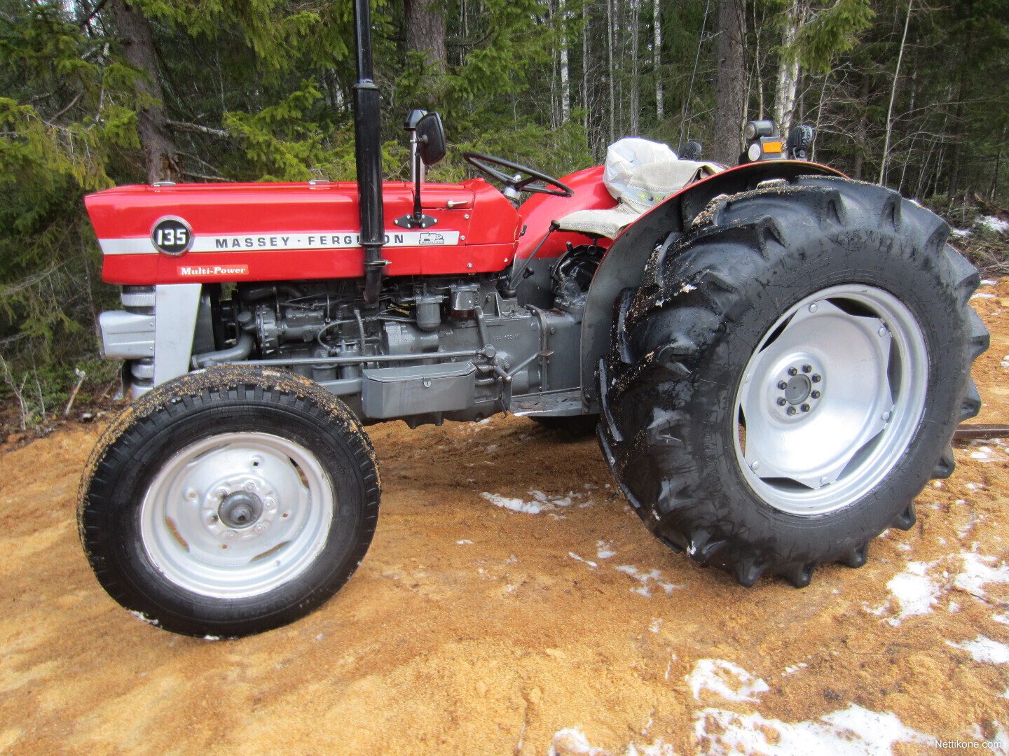 Massey Ferguson 135 Multi Power Traktorit 1968 Nettikone