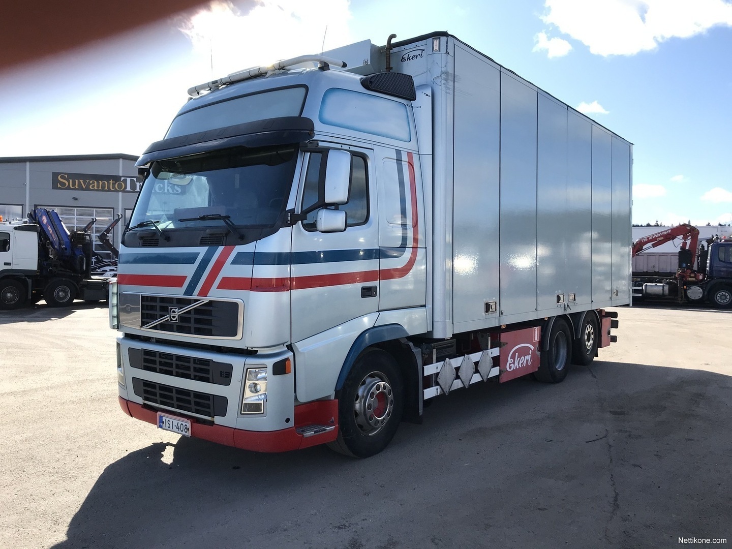 Крыло volvo fh12