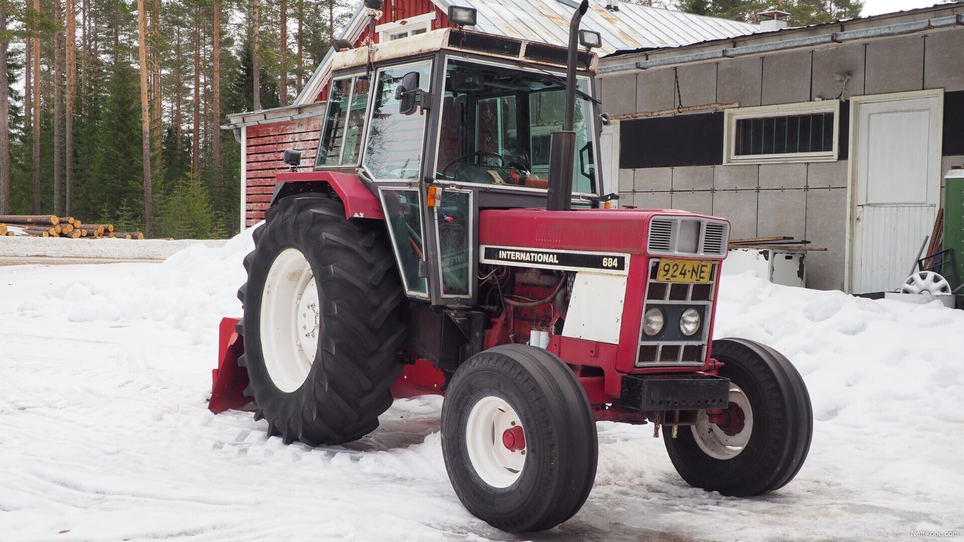 international-684-traktorit-1982-nettikone