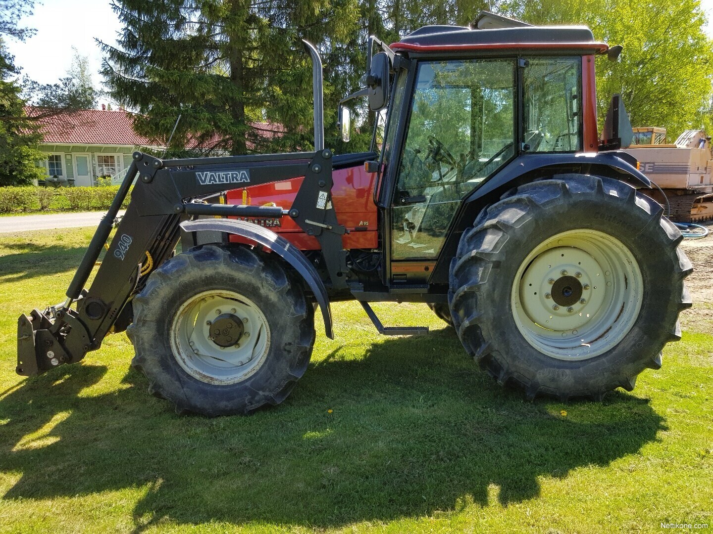 Valtra A95 Traktorit 2004 Nettikone