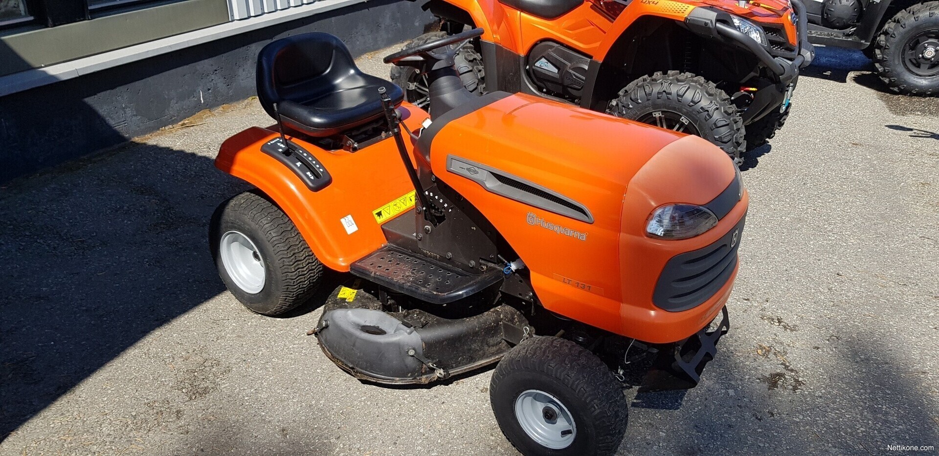 Husqvarna LT 131 | KoneJönnit
