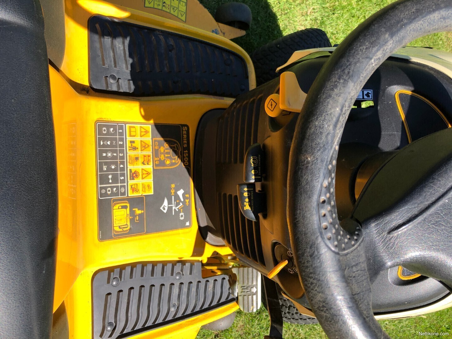 Cub Cadet Series 1500 ruohonleikkurit Nettikone