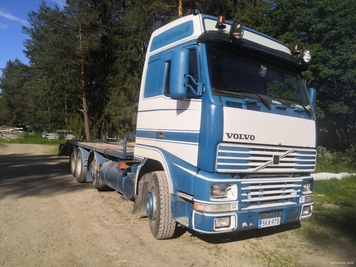 Контейнеровоз volvo fh12