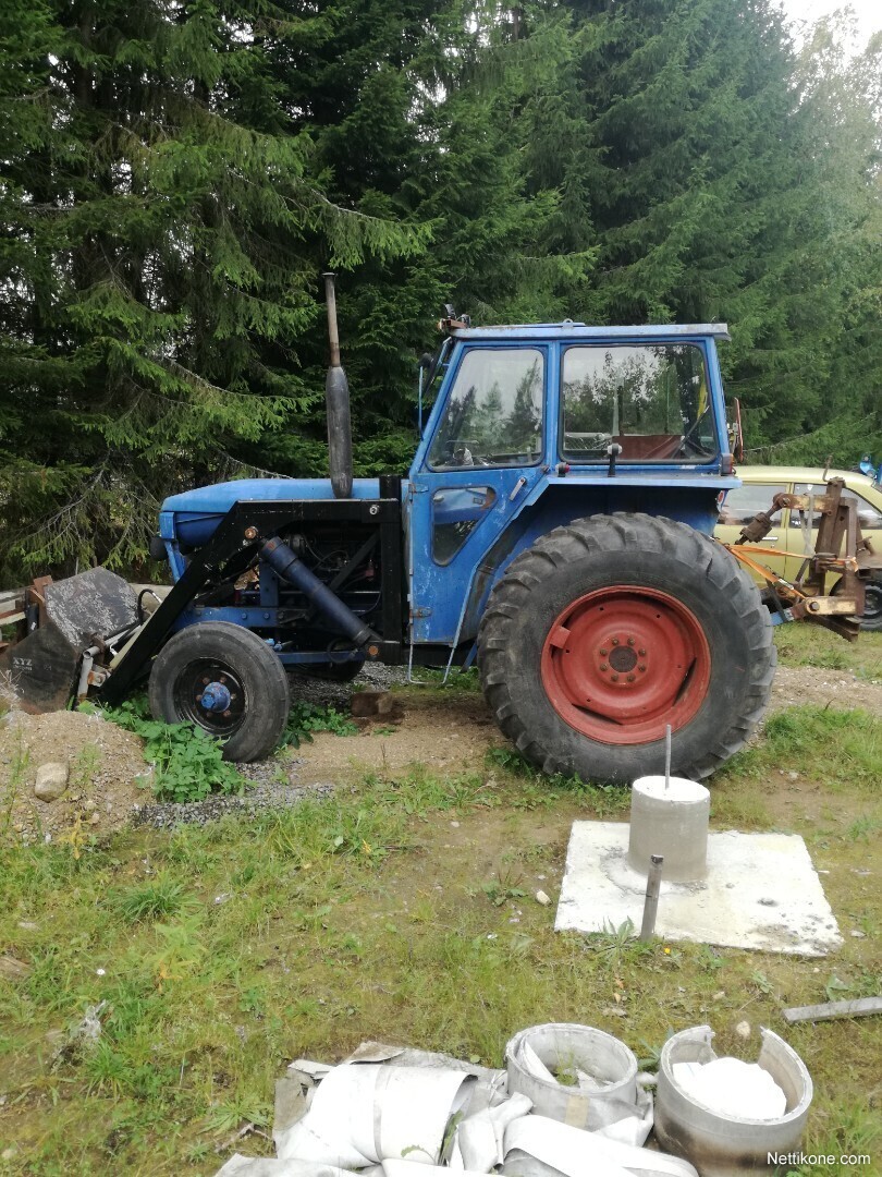 leyland 344 tractor weight