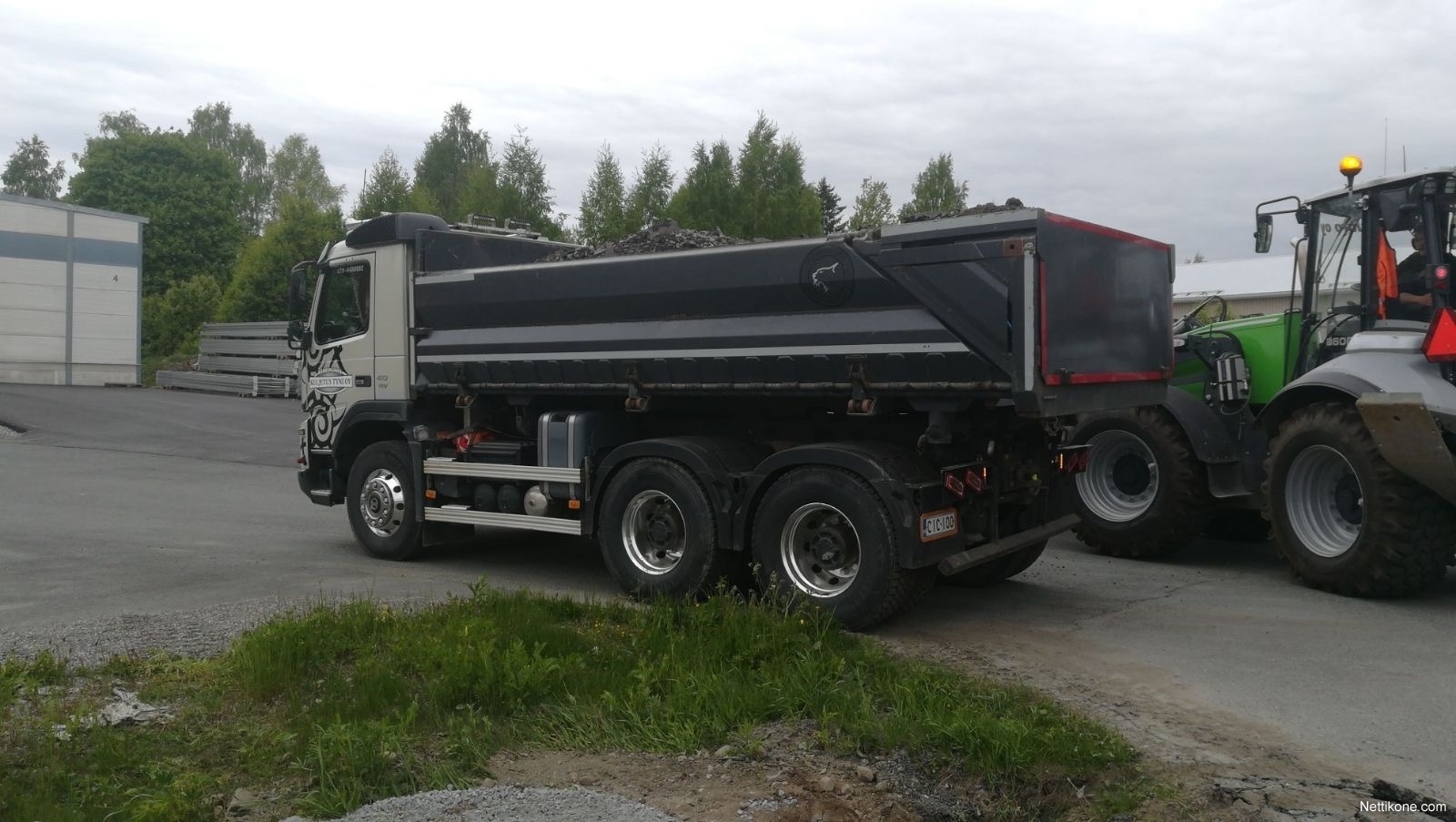 Volvo fmx 6x4 самосвал