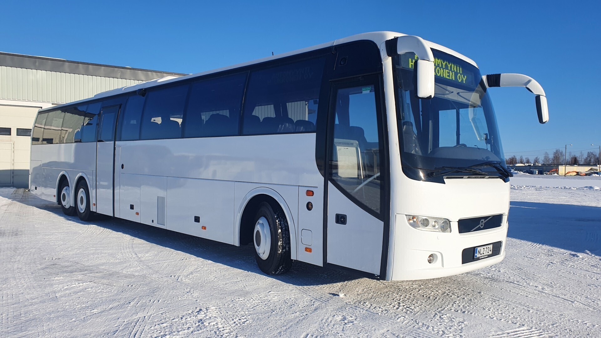 Автобус volvo b12