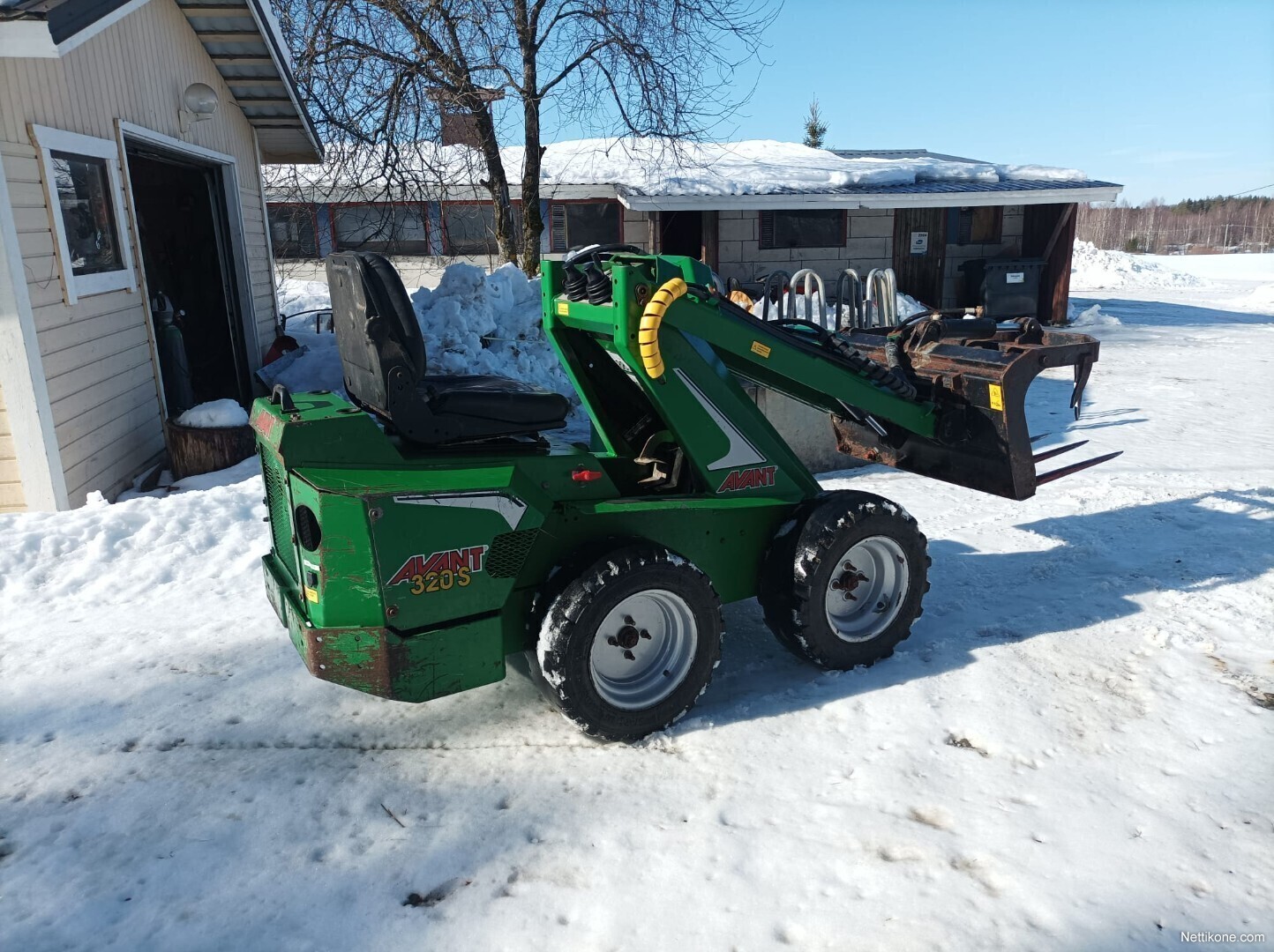 Avant 320S mini loaders, 2008 - Nettikone