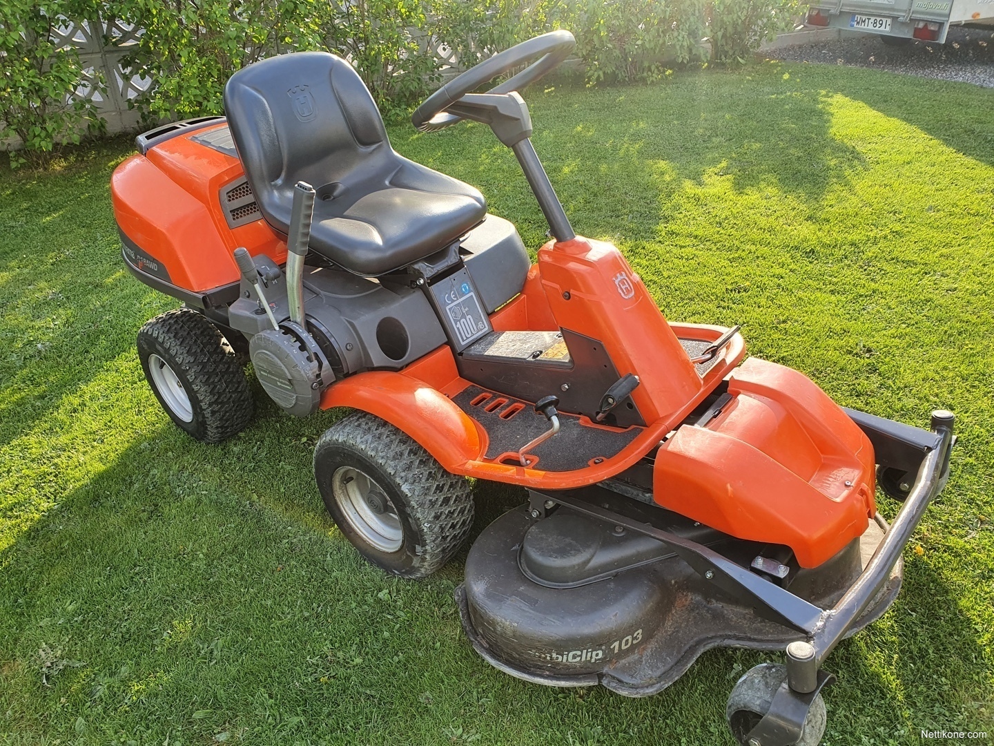 Husqvarna Rider R18 Awd Mowers 2011 Nettikone