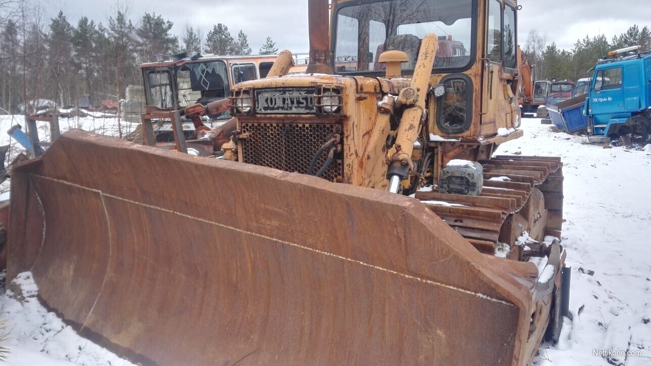 Komatsu D E Dozers And Pipelayers Nettikone