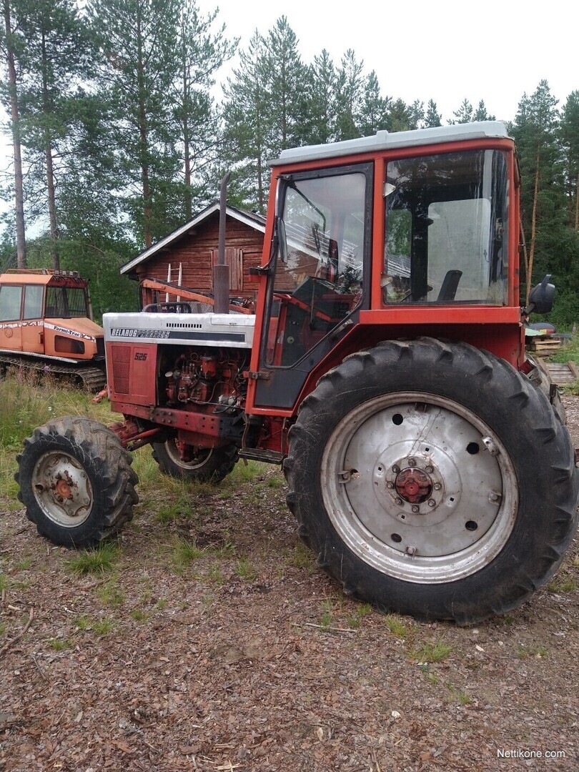 Belarus 525 tractors, 1985 - Nettikone